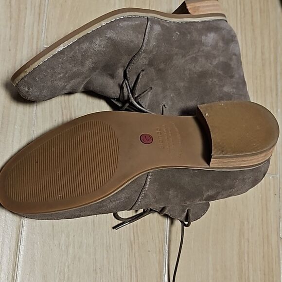 Blondo Booties - Picture 2 of 3